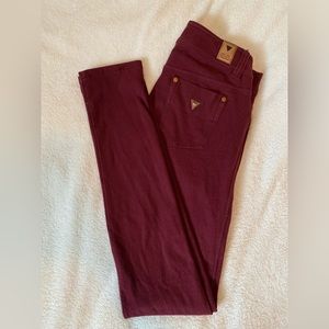 Guess Women’s Stretchy mid to low rise red jeggings soft comfy size 26